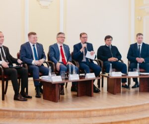 Ключевая ставка, инфляция и голос бизнеса: «Деловая Россия» на коммуникационной сессии Банка России в Пскове